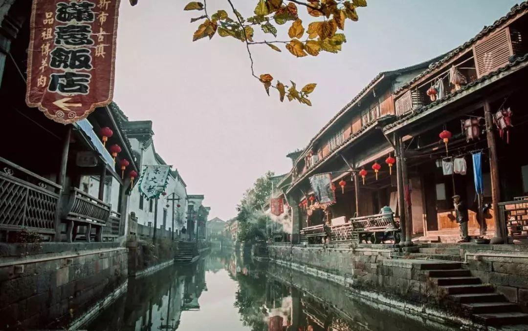 娱乐圈的悲哀：四位老戏骨被雪藏，市场无景，无戏可拍！